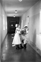 alfred-eisenstaedt_interior-hospital-psquiatrico_07