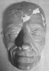 marie-tussaud-mascara-voltaire